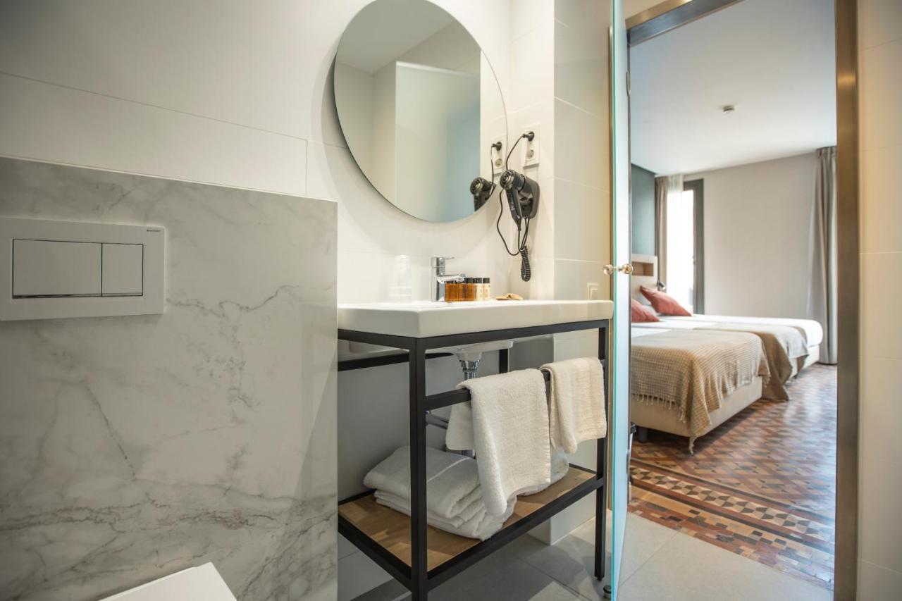 Fontanella By Bcn Urban Rooms 巴塞罗那 外观 照片