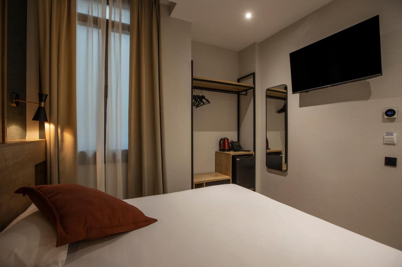 Fontanella By Bcn Urban Rooms 巴塞罗那 外观 照片